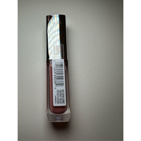 L’Oréal Paris Plump Ambition Hyaluron Lip Oil Color Worth it - Picture 3 of 4